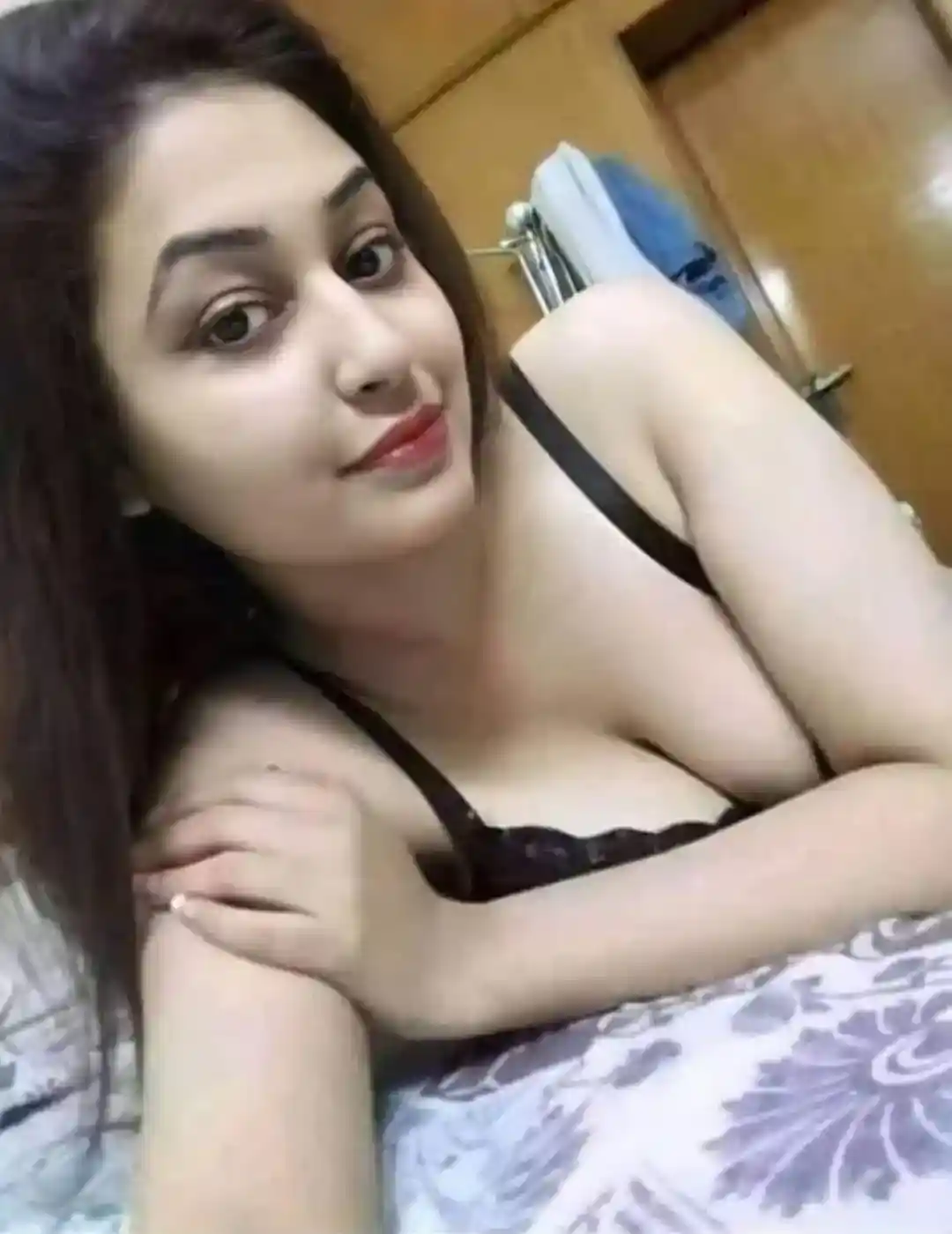 aunty cheap Call Girl in Goa
